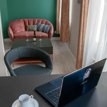 Апартаменты De La Nef D'or