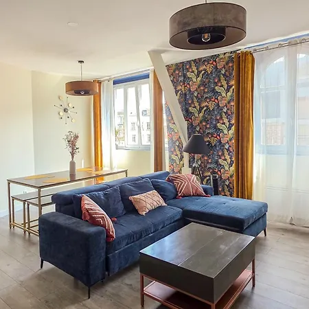 De La Nef D'or Сен-Кантен